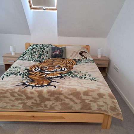 Atkacs Home Győr Extérieur photo